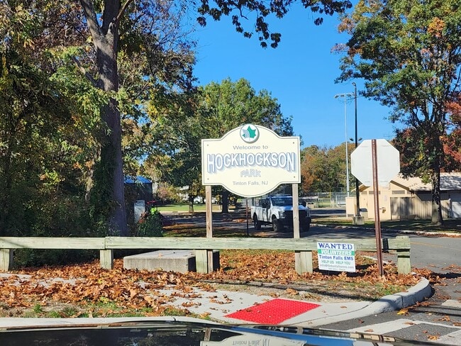 296 Hockhockson, Unit C in Tinton Falls, NJ - Building Photo - Building Photo