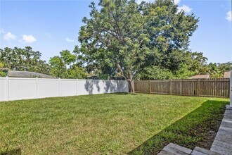 9314 N Ashley St in Tampa, FL - Foto de edificio - Building Photo