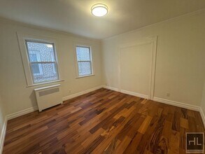 20-51-51 27th St in Queens, NY - Building Photo - Building Photo