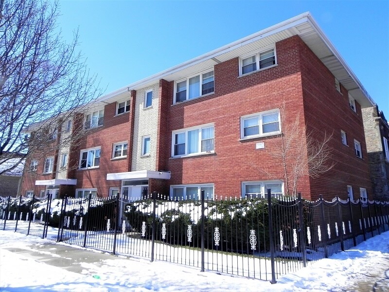 5904 S Campbell Ave in Chicago, IL - Building Photo