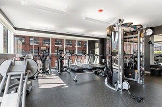 220 WIL in Chicago, IL - Building Photo - Building Photo