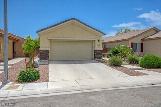 4109 Gliding Gulls Ave in North Las Vegas, NV - Building Photo - Building Photo