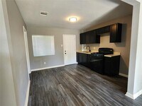 8747 Josie St photo'