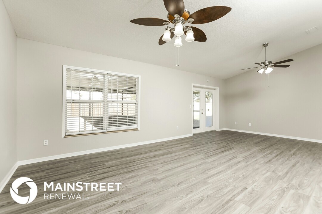 9888 Balmoral Cir in Orlando, FL - Building Photo