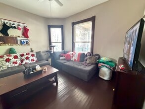 1000 Butterworth St SW in Grand Rapids, MI - Building Photo - Building Photo