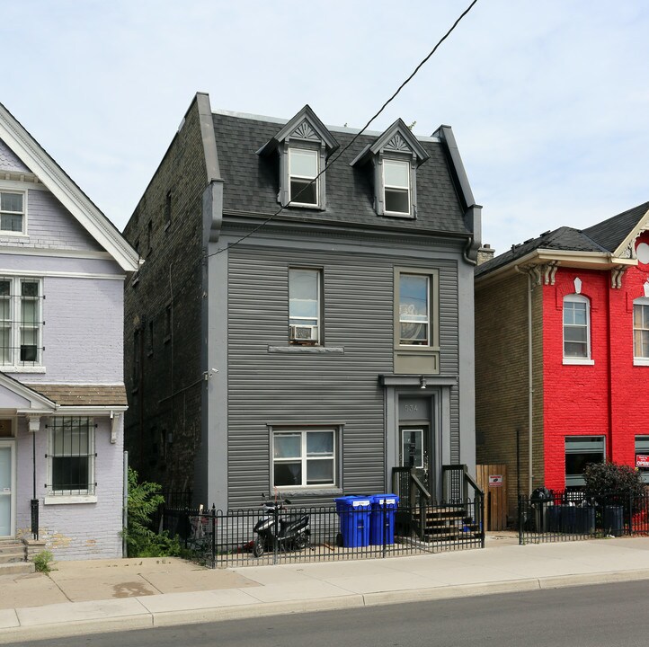 534 Dundas St in London, ON - Building Photo