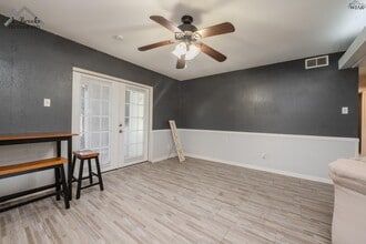 1603 Karen Ln in Iowa Park, TX - Building Photo - Building Photo