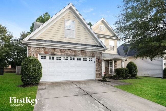 13305 Eastfield Village Ln in Charlotte, NC - Building Photo - Building Photo