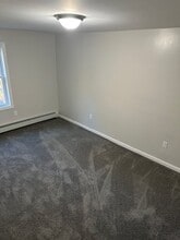 29 Shady Brk Dr in Sidney, ME - Building Photo - Building Photo