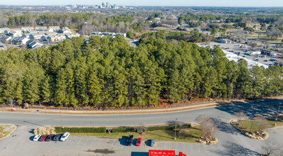 Thrive at South End in Raleigh, NC - Foto de edificio - Building Photo