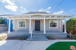 1628 W 80th St in Los Angeles, CA - Building Photo