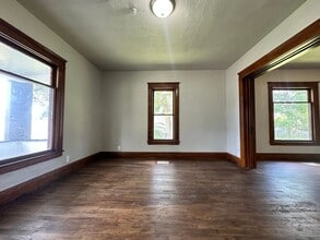 198 Lathrop Ave in Battle Creek, MI - Building Photo - Building Photo
