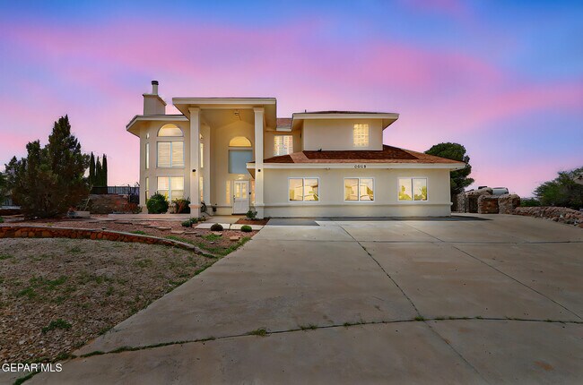 6839 Pasatiempo Cir in El Paso, TX - Building Photo - Building Photo