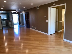 540 Hawthorn St in San Diego, CA - Building Photo - Building Photo