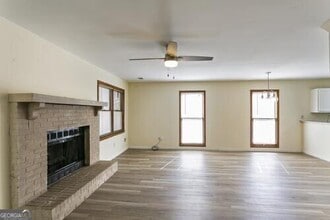 4887 Autumn Cir in Stone Mountain, GA - Building Photo - Building Photo