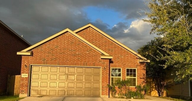 14914 Darbydale Dr in Houston, TX - Building Photo - Building Photo