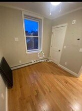 33 Garden St, Unit 10 in Boston, MA - Building Photo - Building Photo