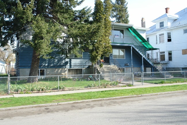 1712-1714 W Gardner Ave in Spokane, WA - Foto de edificio - Building Photo