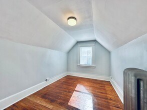 62-64 Sheldon Terrace in New Haven, CT - Building Photo - Building Photo