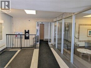 87 St George St in Brantford, ON - Building Photo - Building Photo