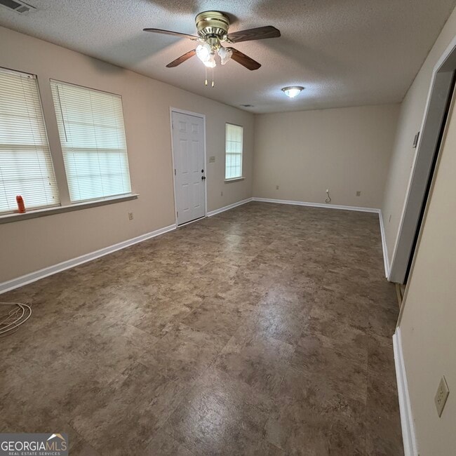 1207 Edna Pl in Macon, GA - Building Photo - Building Photo