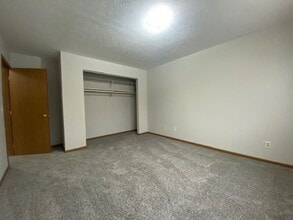 2912 Red Coach Dr in Springfield, OH - Foto de edificio - Building Photo