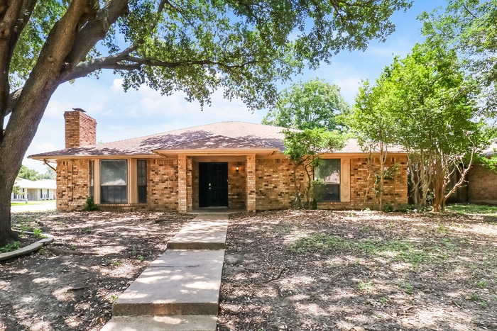 4801 Applewood Rd in Fort Worth, TX - Building Photo