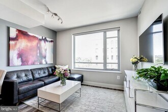 1311 13th St NW-Unit -PH2 (602) in Washington, DC - Building Photo - Building Photo