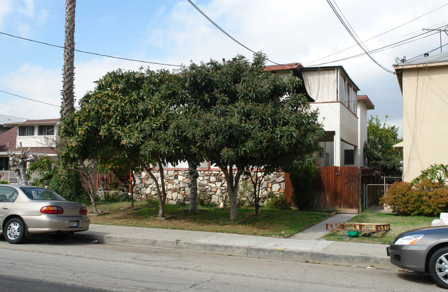 719 E Palmer Ave in Glendale, CA - Foto de edificio - Building Photo