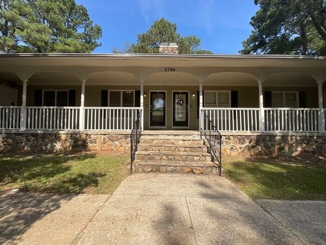 property at 2784 Coventry Green SE