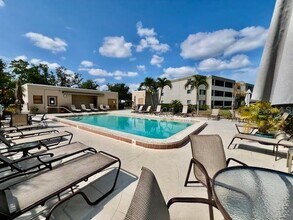 1001 Islamorada Blvd in Punta Gorda, FL - Building Photo - Building Photo
