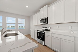 17107 James Trl in Parrish, FL - Building Photo - Building Photo