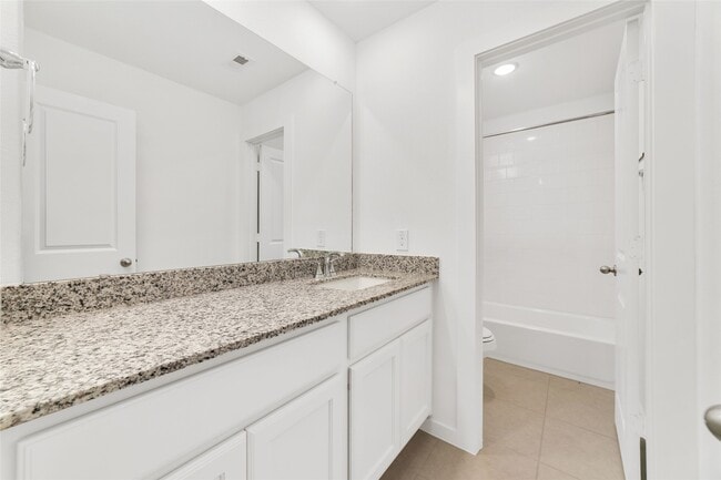 property at 5014 Chestnut Orch Dr