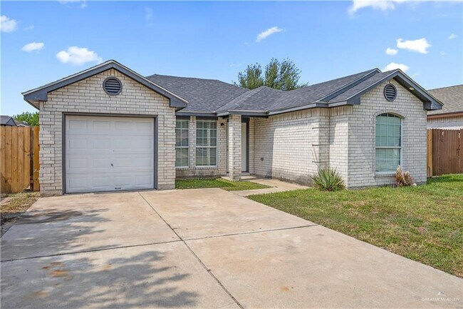 4601 Thunderbird Ave in McAllen, TX - Building Photo - Building Photo