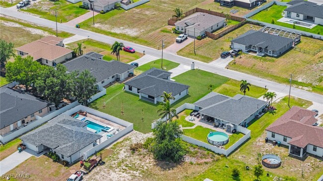 property at 1833 NW 20th Ave