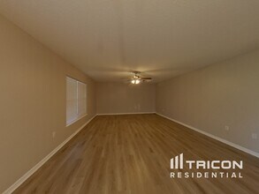 1814 Torrington Dr in Mascotte, FL - Building Photo - Building Photo