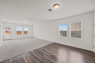 200 Gemsbok Rd in Hutto, TX - Building Photo - Building Photo