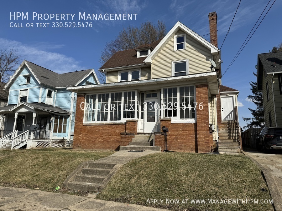 116 11th St NE in Massillon, OH - Building Photo
