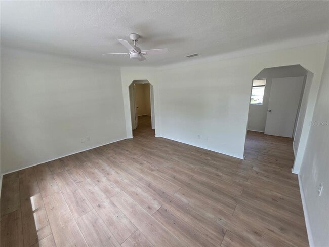 4719 21st Ave N in St. Petersburg, FL - Building Photo - Building Photo