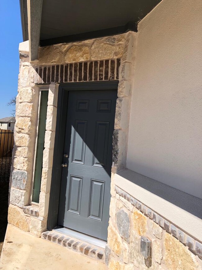 436 Arrowhead Vine St in Leander, TX - Building Photo - Building Photo
