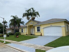 15961 SW 3rd St in Pembroke Pines, FL - Building Photo