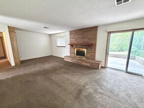 318 NE 59th St in Oklahoma City, OK - Building Photo - Building Photo