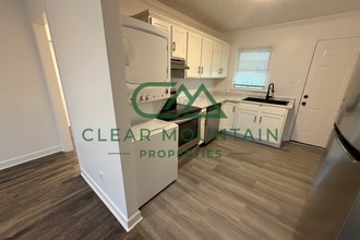 19 Dunbar Ct in Greer, SC - Building Photo - Building Photo