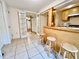 95 West Cedar St, Unit 1 in Boston, MA - Building Photo