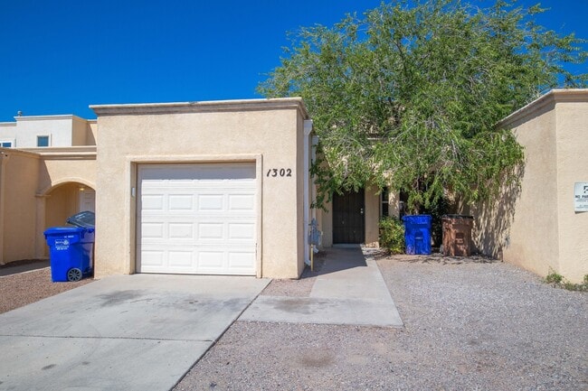 property at 1302 N Triviz Dr