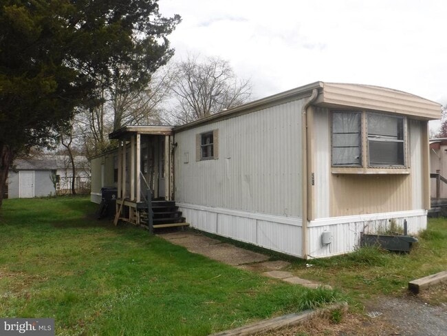 property at 53 Shamrock Ave