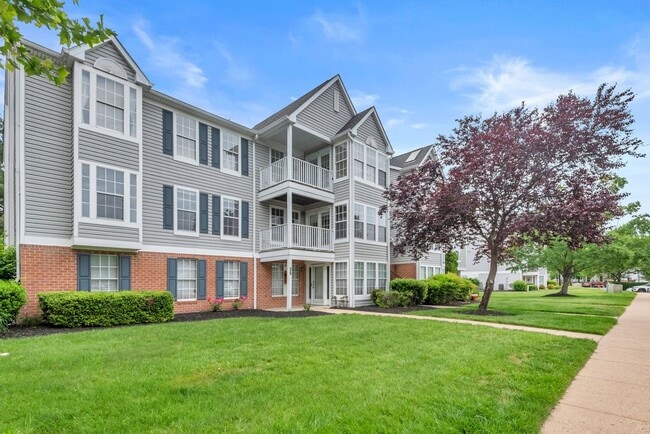 property at 38 Laurel Path Ct