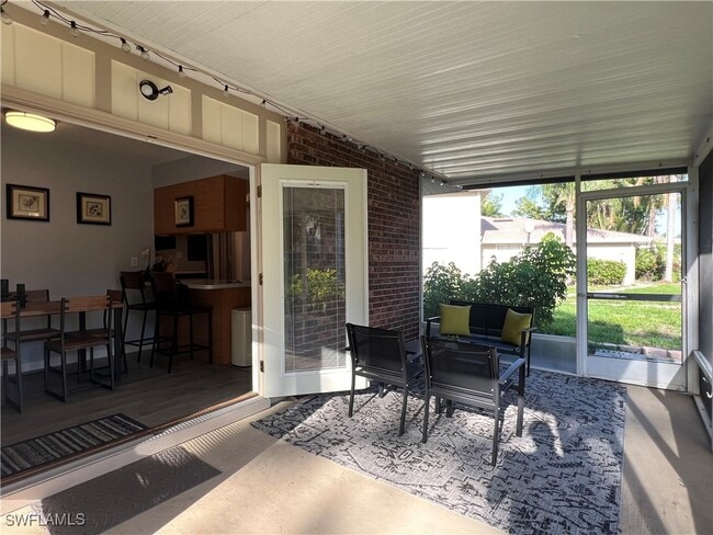 3372 Alouette Cir in Ft. Myers, FL - Foto de edificio - Building Photo