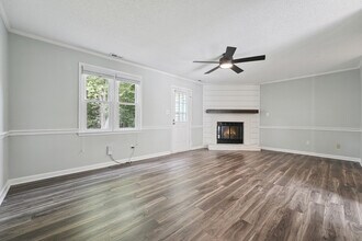 107 Towne View Trail in Garner, NC - Building Photo - Building Photo