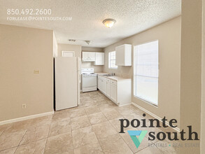 6415 Schoel Ln in Gulf Shores, AL - Building Photo - Building Photo